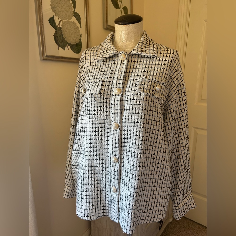 Large tweed blouse